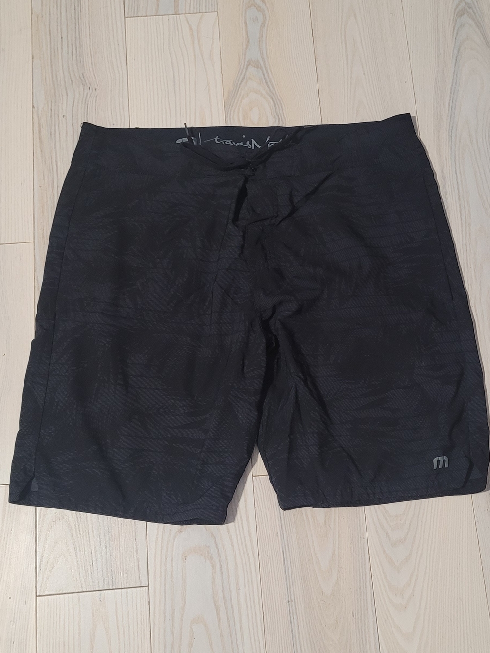 Men's Travis Mathew Black Subtle-Print Swim Board Shorts